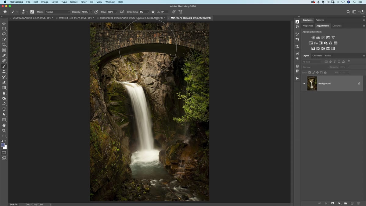 Layer mask being toggled off to reveal original layer