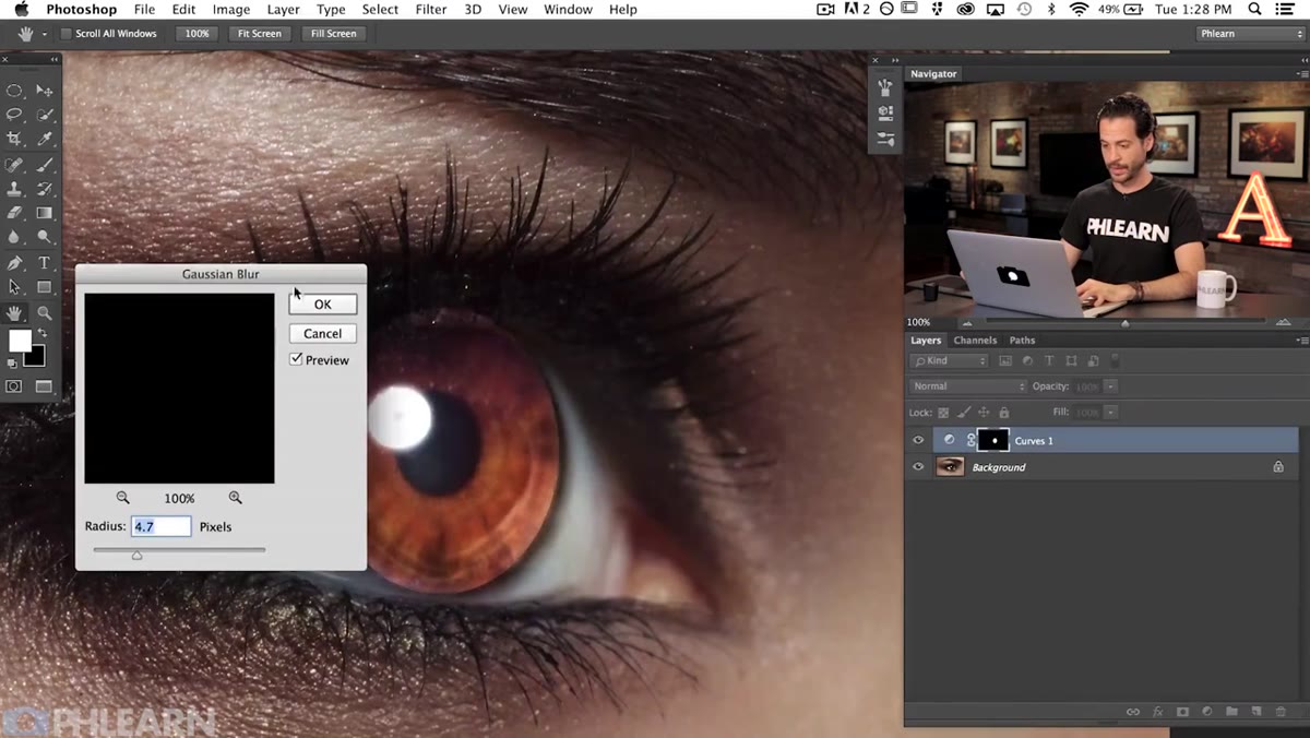 Gaussian Blur dialog open on the layer mask