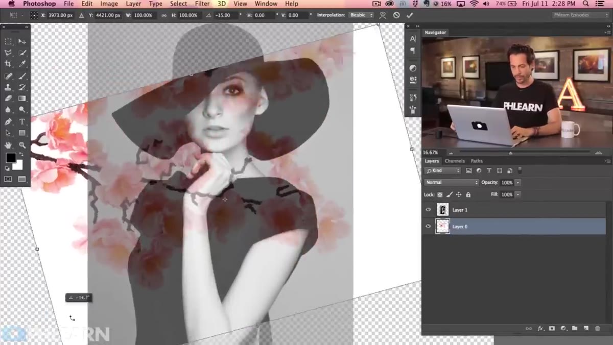 Flower layer being scaled with Free Transform