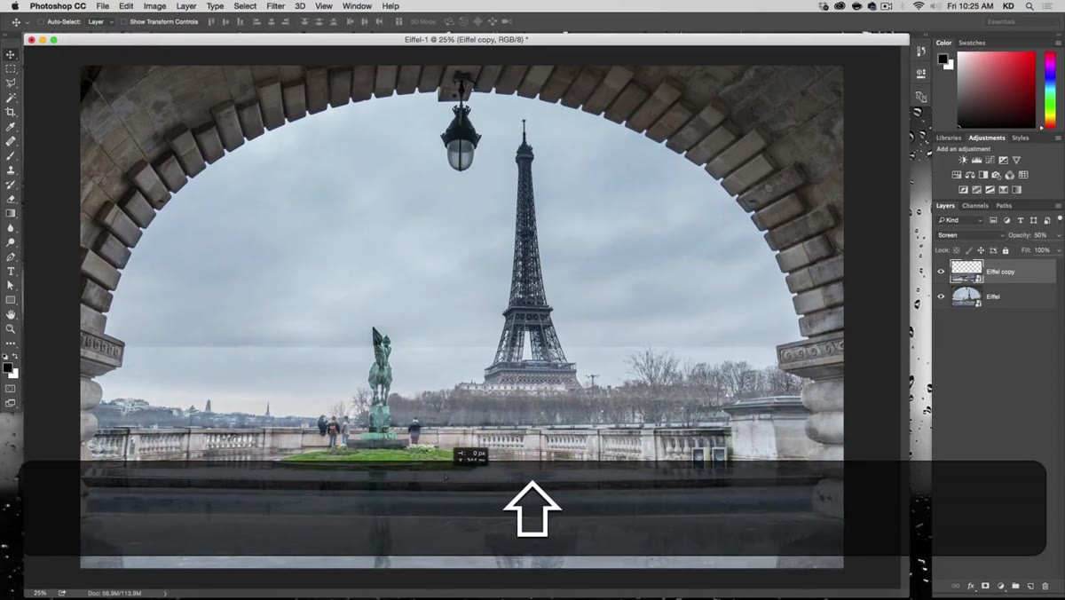 Gradient applied on layer mask fading the reflection toward the bottom