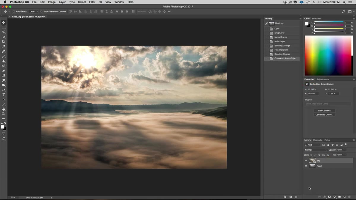 Right-click menu showing Convert to Smart Object option on sky layer
