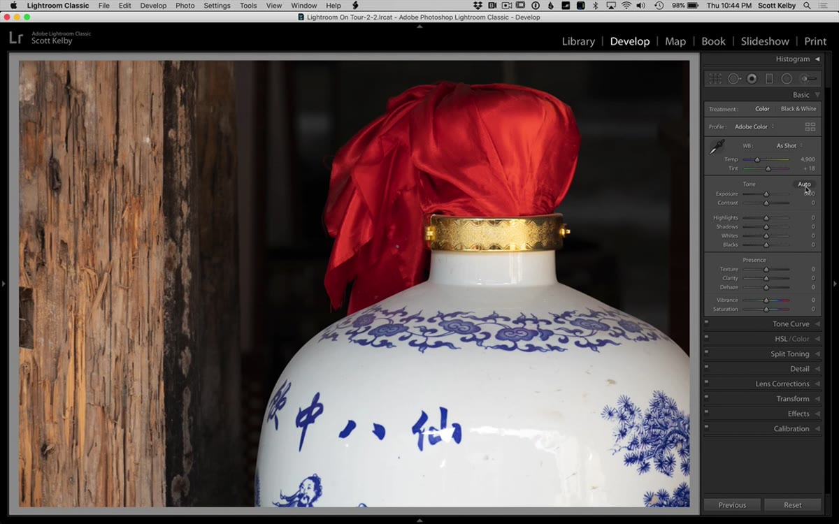 Auto button clicked in Lightroom Develop module
