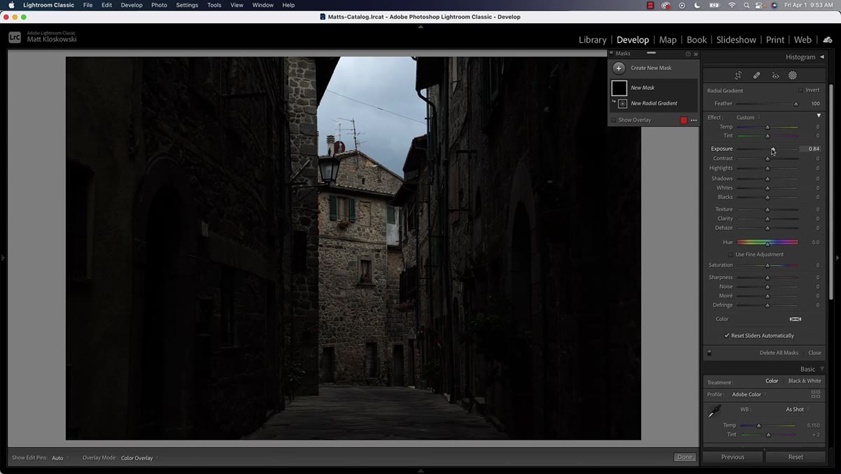 Radial gradient being drawn in center of the scene