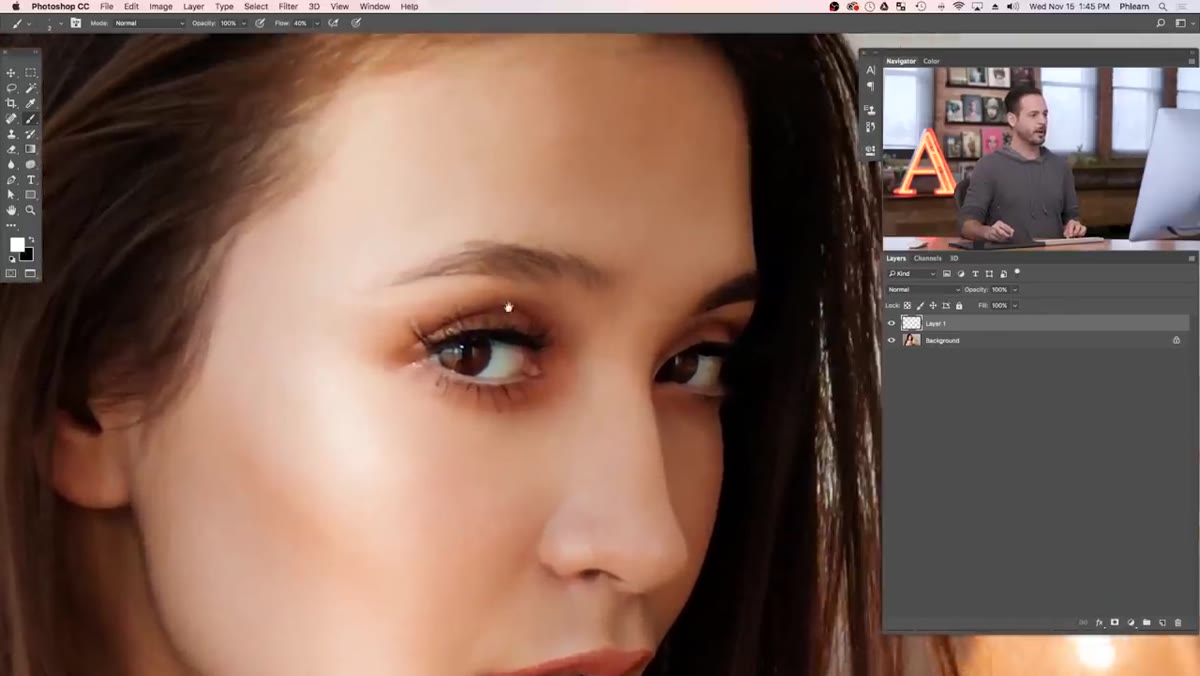 Pen tool selected, zoomed into eyebrow area