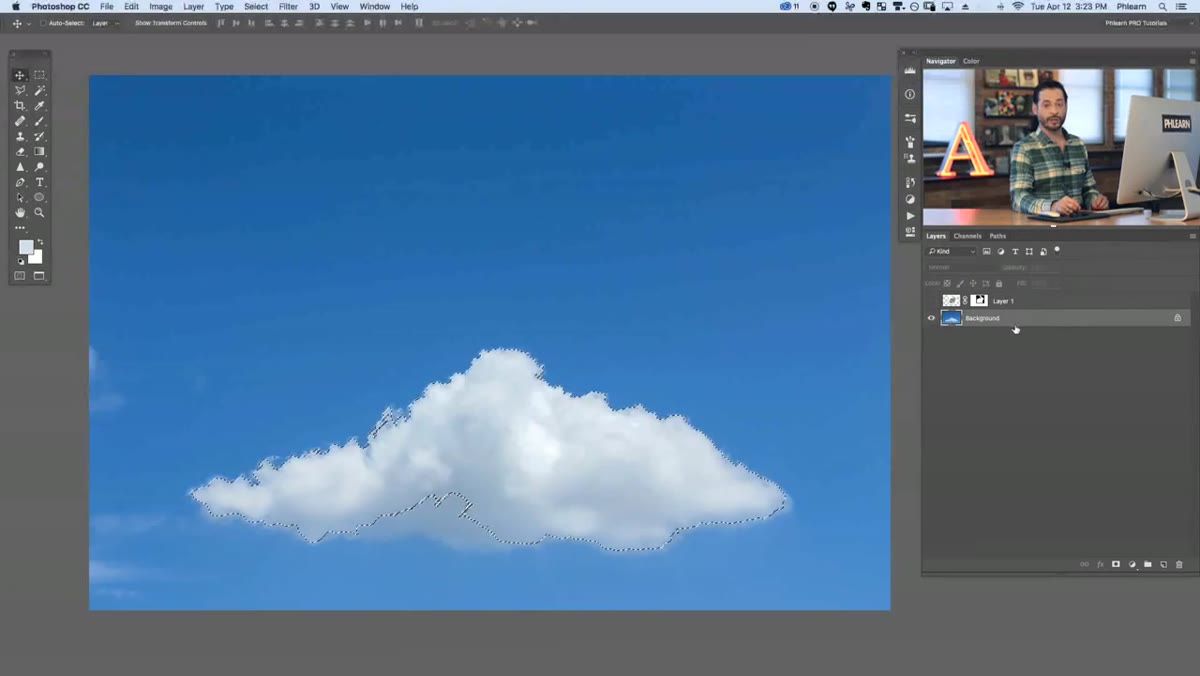 New cloud layer visible above background in Layers panel