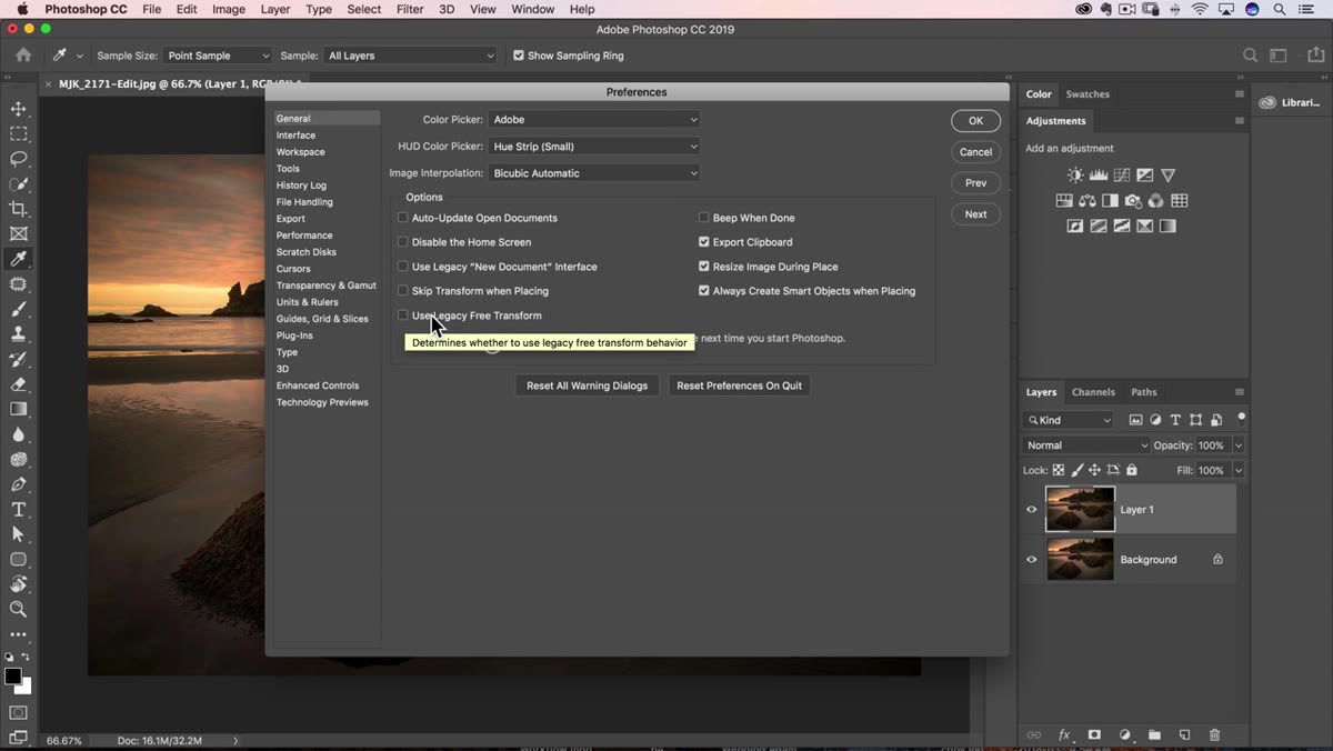 General Preferences panel with &ldquo;Use Legacy Free Transform&rdquo; checkbox visible